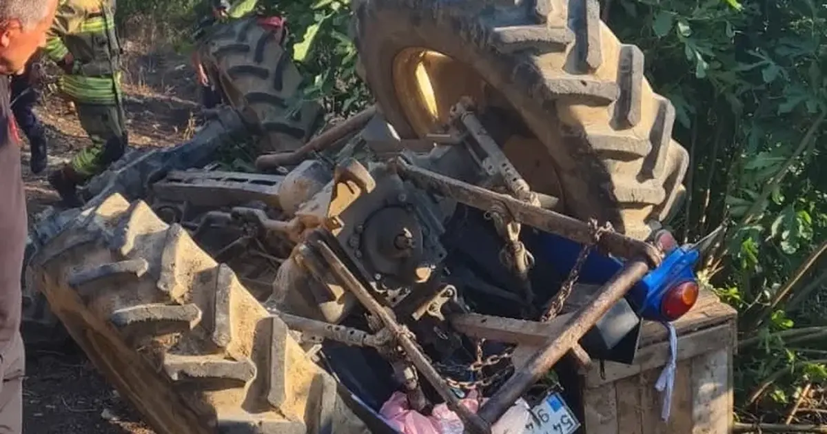 Cumayeri’nde traktör devrildi: 1 ölü -