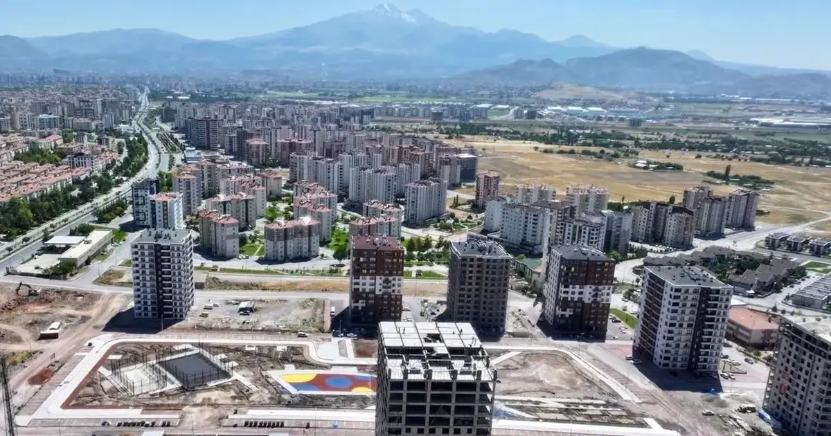 Kayseri Kocasinan'la kentsel dönüşümle yeni yaşam alanları yükseliyor -