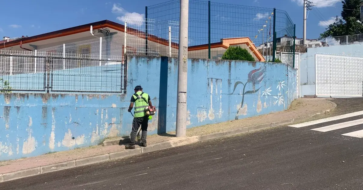 Kocaeli Çayırova’daki okullarda bakım çalışması sürüyor -