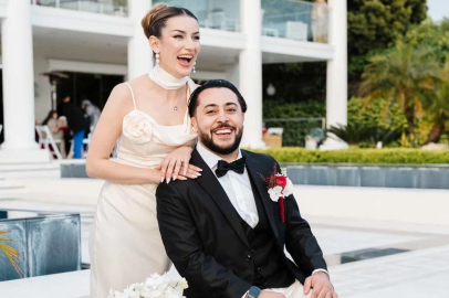 Robert Türk, Shahnoza Glidewell ile evlendi