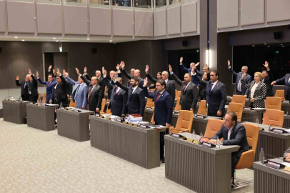 KKTC meclisinde "Kıbrıs Sorununa İki Devletli Çözüm Konusunda Karar Önerisi" oy çokluğuyla kabul edildi