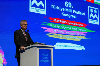 Bakan Memişoğlu: "Biz sağlıkçılar sadece sağlık hizmeti değil, artık sağlık bilgisini üretip onu dünyaya kavuşturan insanlar olacağız"