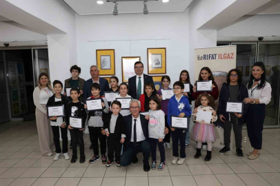 Rıfat Ilgaz’ın Öksüz Civciv’i çocukların karikatürlerinde hayat buldu