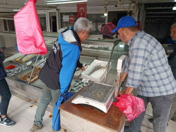 Gelibolu’da balık satış yerlerinde denetim
