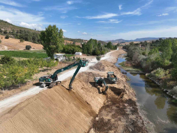 Yenişehir Göksu Çayı ıslah çalışmaları hızla devam ediyor