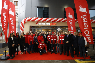 İstanbul’un Kalbi "Kırmızı"ya Boyandı! Petrol Ofisi’nden 3 İkonik Lokasyonda Dev Açılış