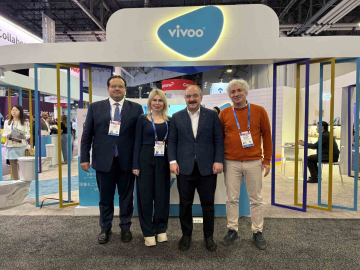 TBMM Sanayi Komisyonu Başkanı Varank, CES’teki Türk girişimcileri ziyaret etti