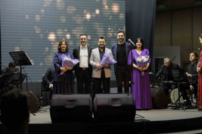 ‘Yüreğimizdeki Ezgiler’ gönüllere dokundu