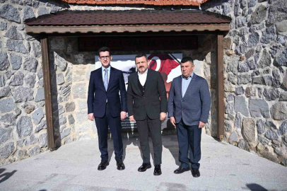 Ezineli Yahya Çavuş’un hiperrealist heykeli müzede sergilenmeye başlandı