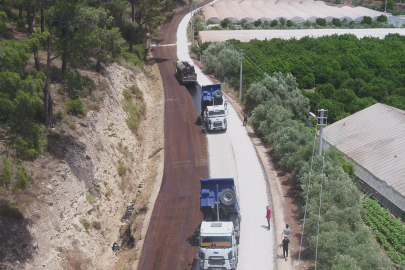 Antalya Büyükşehir’den Kırsal Mahalle Yollarına Dev Yatırım