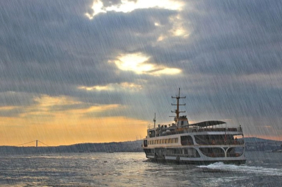 AKOM’dan Fırtına Ve Kar Yağışı Uyarısı