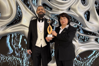 Yılın Barış İnsanı Ödülü Dünyaca Ünlü Yazar Akif Manaf’ın