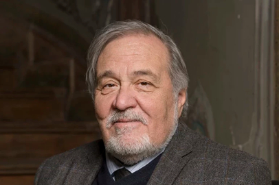 Tarihin Acı Kaybı: İlber Ortaylı Vefat Etti