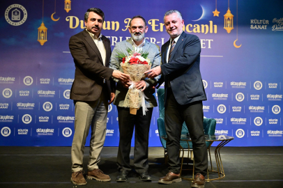 Dursun Ali Erzincanlı Bursa Yıldırım'da gönüllere dokundu