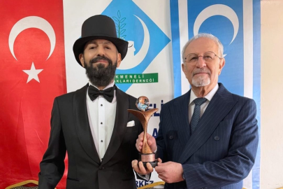 Akif Manaf “Barış ve İnsan Hakları Ödülü” ile Onurlandırıldı