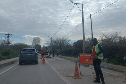 Bursa’da Ulaşım Felaketi: Yeniceabat Yolunda "Çalışma" Çilesi!