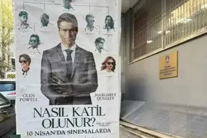 Okul Önünde Skandal Afiş: "Zamanlama Duyarsızlığı" Tepki Çekti!