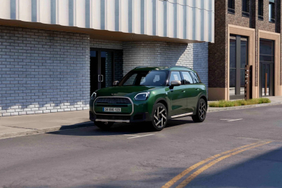 Tamamen Elektrikli MINI Countryman, Yenilenen Tasarım Paketiyle MINI Online Store’da