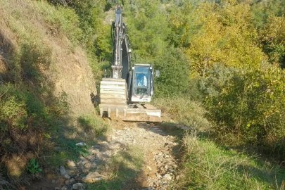 Aydın Efeler’de Hasar Gören Tarım Arazi Yolları Açılıyor